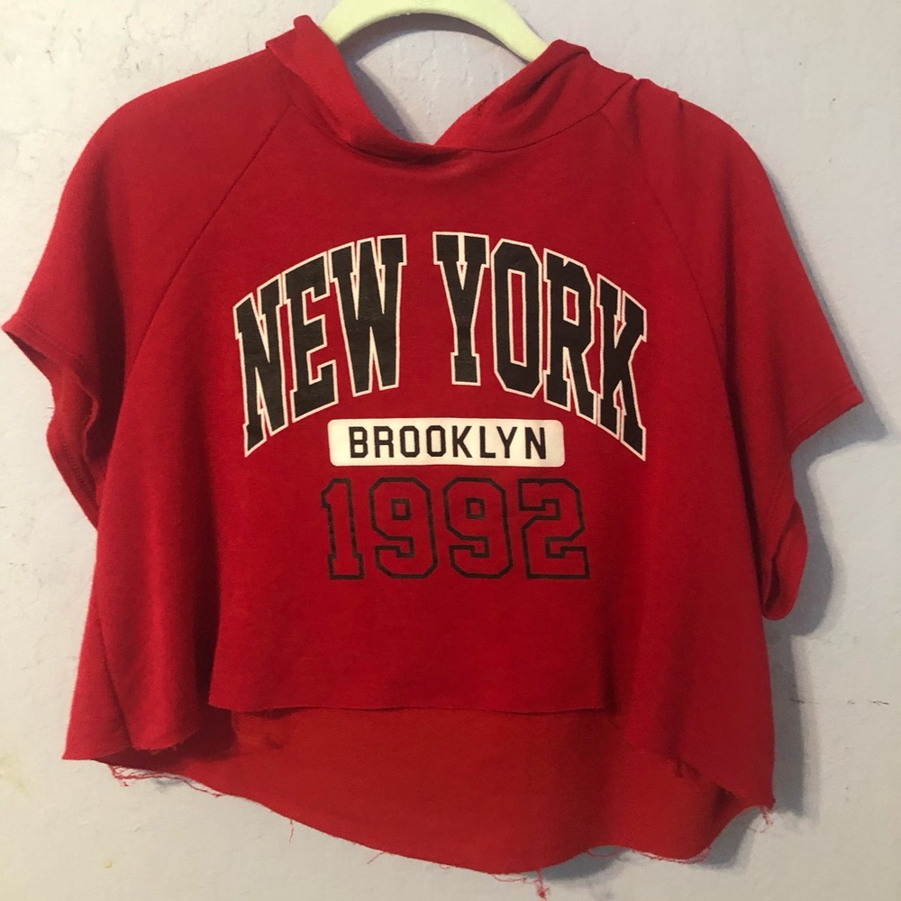 Cropped hoodie top